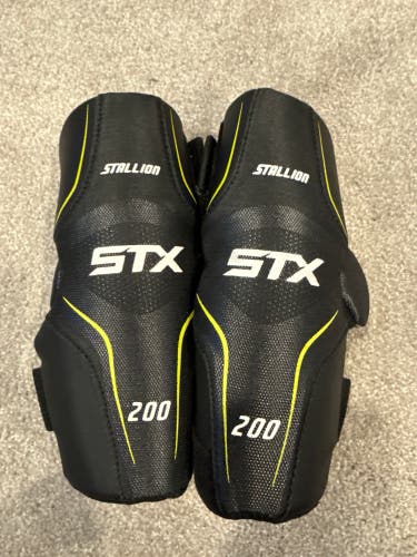 XS Youth STX Stallion 200 Arm Pads (Used)
