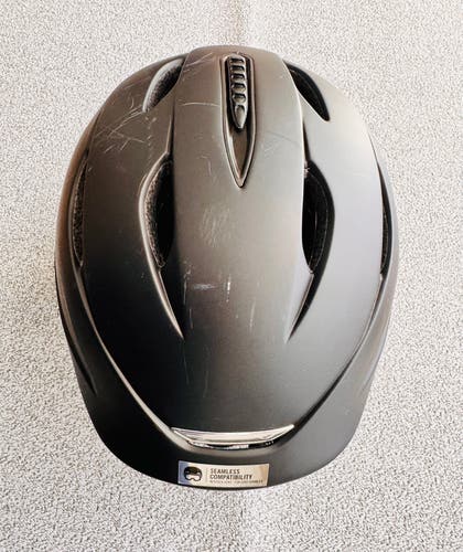 Men's Medium Giro Helmet (Used)