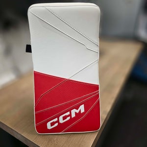 Brand New CCM Axis 2