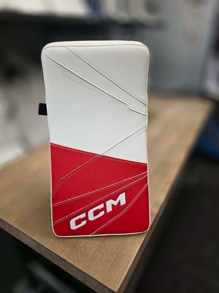 Brand New CCM Axis 2