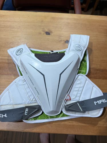 Large Adult Maverik M5 Shoulder Pads (Used)