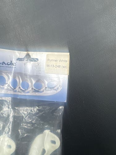 T’Blade runners New. M-13-248