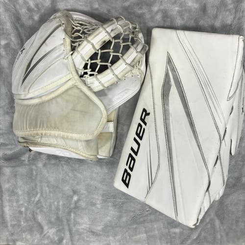 White Senior Bauer X5 Pro Goalie Gloves & Blockers Regular (Used)