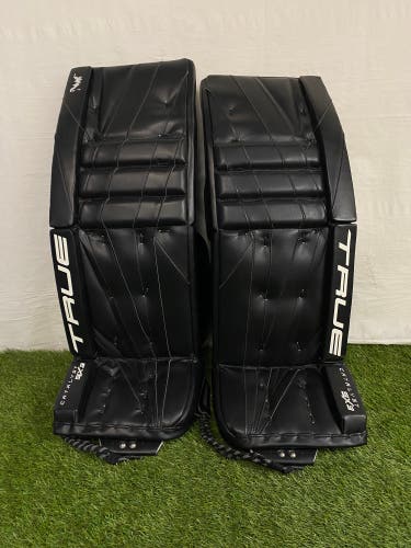 Black 33" Senior True Catalyst 9X3 Goalie Leg Pads (New)