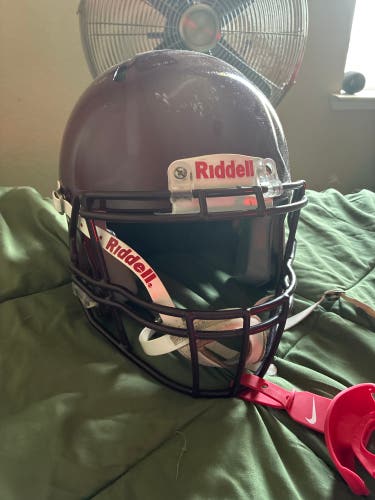 Adult Extra Large Riddell Speed Helmet (Used)