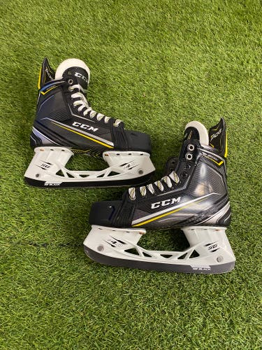 Senior CCM Tacks 9090 Hockey Skates Regular Width 6.5 (New)