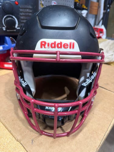 USED RIDDELL FLEX ADULT HELMET - MEDIUM - FLAT BLACK