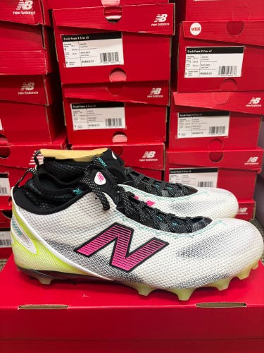 NB Freeze Lx V5 Men's Size M 15.0 (W.16.5) Adult New Balance Molded Cleats Cleats (New)