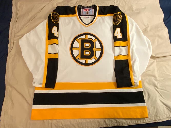 NEW Boston Bruins Bobby Orr CCM Away Game Hockey Jersey XL