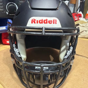 USED RIDDELL FLEX ADULT HELMET - MEDIUM - FLAT BLACK