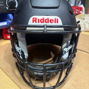 USED RIDDELL FLEX ADULT HELMET - MEDIUM - FLAT BLACK - REJECT