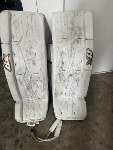 32" Brian's Netzero Goalie Leg Pads (Used)