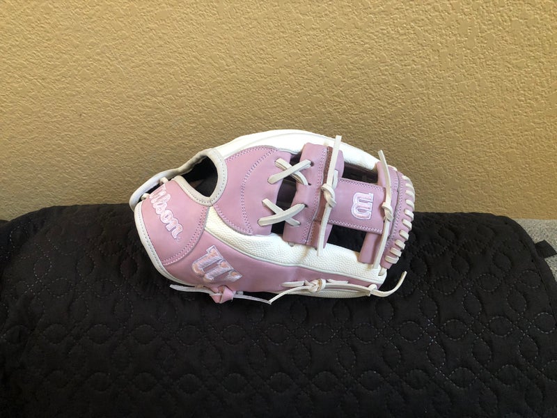 NEW SPRING 2025 WILSON A2000 H12SS RHT 12iN FAST-PITCH SOFTBALL GLOVE