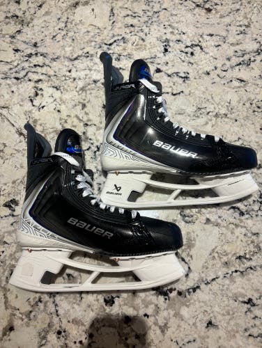 Bauer Vapor Flylite Pro Hockey Skates Size 10 Fit 1