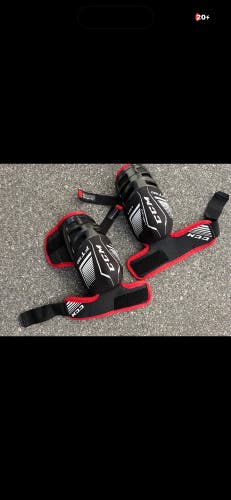 Senior Small CCM Elbow Pads (Used)