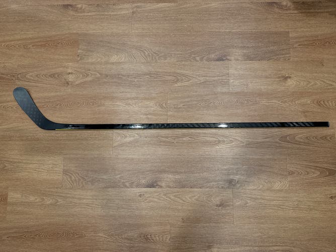 Pro Stock Hockey Sticks Benn PRO92T Pattern 85 Flex Right Handed Hockey Stick