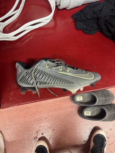 Men's Size M 10.0 (W 11.0) Nike VAPOR CARBON ELITE (Used)