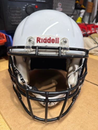 USED RIDDELL SPEED ADULT HELMET - MEDIUM - METALLIC WHITE