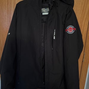 Black Men's XL True Jacket (Used)