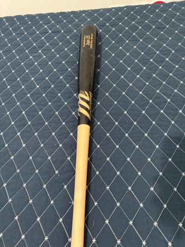 2020 Marucci CU26 Maple Bat 30 oz 33" (Used)