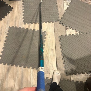 Senior CCM Vizion Left Hand Hockey Stick P29 75 Flex (New)