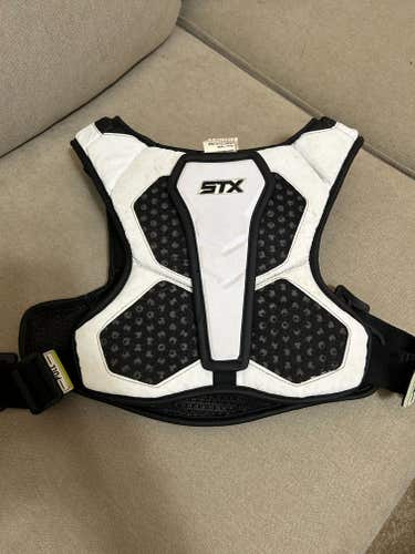 Medium Youth STX Cell V Shoulder Pads (Used)