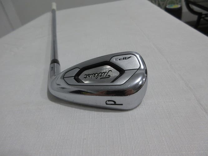 Titleist 718 AP3 Pitching Wedge PW - 43* - AMT Black S300 Stiff Flex Steel