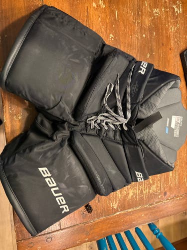 Senior Small Bauer Elite Hockey Goalie Pants (Used)