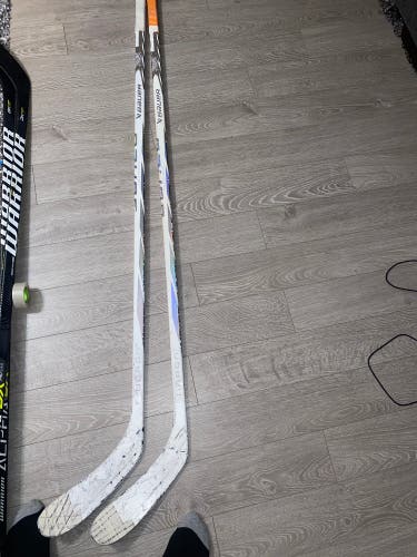 Senior Bauer Proto-R Right Handed Hockey Stick P28 87 Flex (Used)