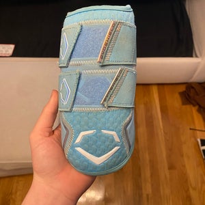 White Senior EvoShield Elbow Guard Elbow Protection (Used)