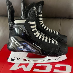 CCM Tacks Vector Hockey Skates 10.5 (New)