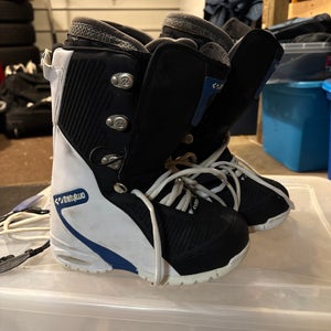 Unisex 6Y (Big Kids / Youth) Thirty Two TM-Two Snowboard Boots (Used)