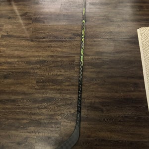 Alex Pietroangelo Bauer AG5NT Right Handed Hockey Stick Mid Pattern 95 Flex (New)