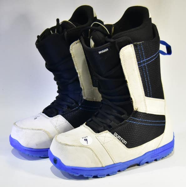 burton invader snowboard Boots HAUSE TORONTO Get out of those clunky rental boots and into the Burton Mens Invader Snowboard Boot Burton Men's Invader Snowboard Boots