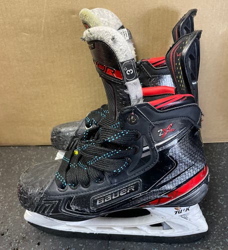 Used Bauer Vapor 2xHockey Skates 3D