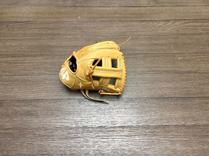 Custom 44 Pro Signature Series 11.5" Single Post Web