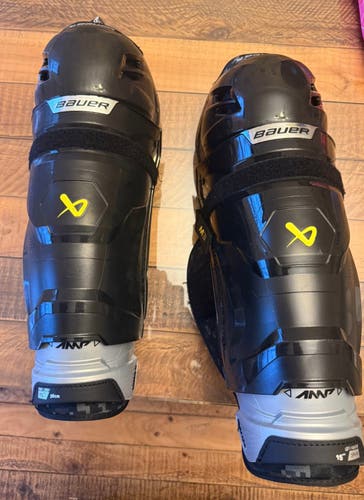 Senior Bauer Supreme 3S 15" Shin Pads (Used twice)