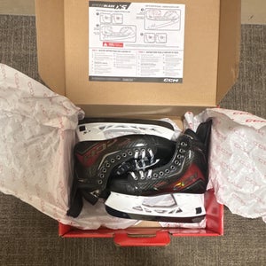 2025 CCM JetSpeed FT8 Pro Hockey Skates Regular Width 9 (New)