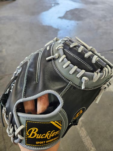 Buckler 33.5" Catcher's Mitt Black (New)