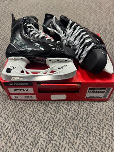 CCM Jetspeed FTW Hockey Skates Regular Width Size 3.5 (New) Regular Width