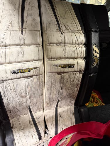30" Brian's GNETik 5.0 Goalie Leg Pads (Used)