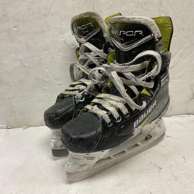 Used Bauer VAPOR X4 Junior Hockey Skate White/Black/Yellow Junior 02 11855-S000198319