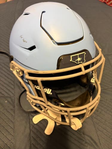 Adult Medium Riddell SpeedFlex Helmet (Used)