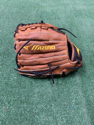 Mizuno Classic RH Infield Softball Glove 12" (Used)