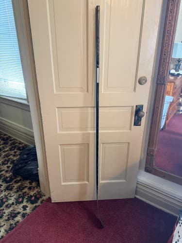 Senior CCM FT Ghost Right Handed Hockey Stick P29 65 Flex (Used)