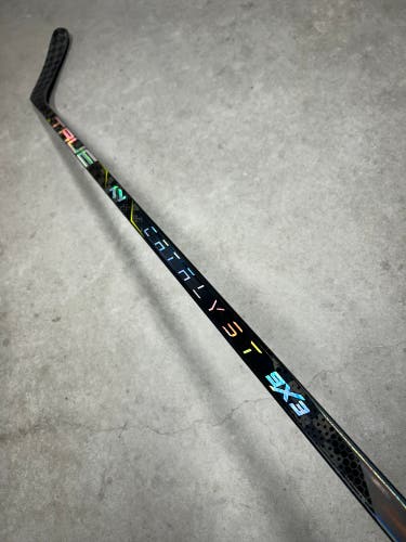 85 Flex Custom P28 Senior True Catalyst 9x3 Right Hand Hockey Stick Pro Stock (New)