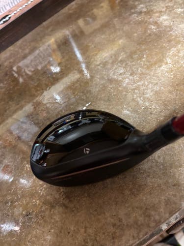 Men's 2025 TaylorMade Stealth Right Handed Hybrid Regular Flex 3H (Used)