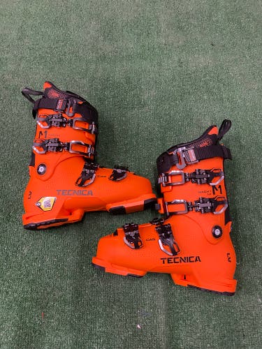 Mondo 25 & 25.5 Tecnica Mach 1 130 LV Ski Boots Stiff Flex | 295mm (New)
