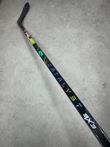 85 Flex P28 Senior True Catalyst 9x3 Right Hand Hockey Stick Pro Stock (New)