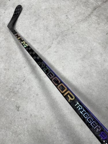 75 Flex P92 Senior CCM Trigger 9 Pro Left Hand Hockey Stick NHL Pro Stock (Restored)
